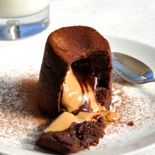 Peanut Butter Chocolate Molten Lava Cake