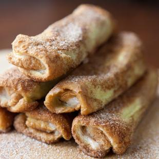 Pumpkin French Toast Roll-ups
