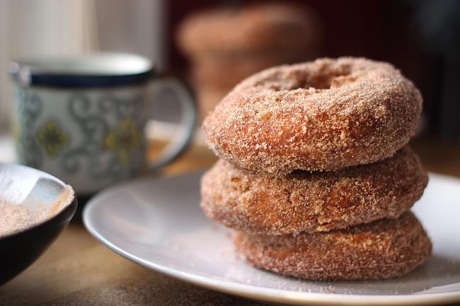 Baked Apple Doughnuts 