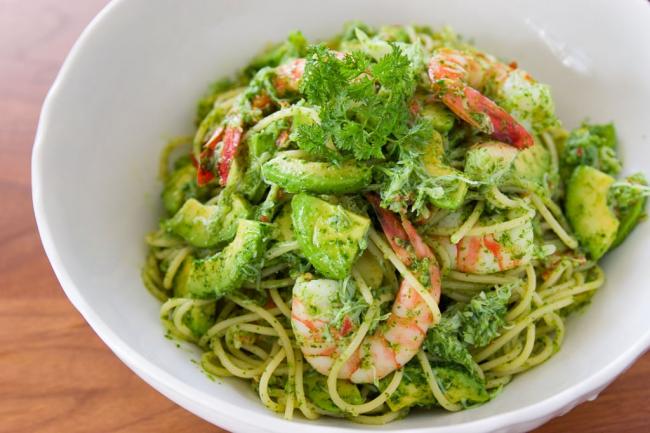 Shrimp & Avocado Pasta 